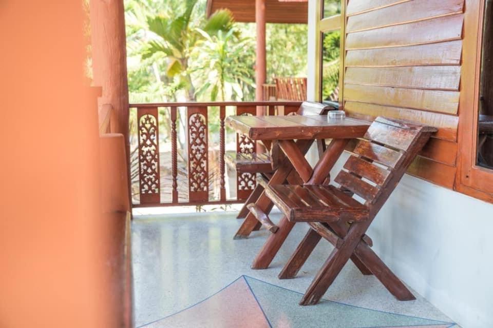 Phangan Lodge Баан Тай Екстериор снимка