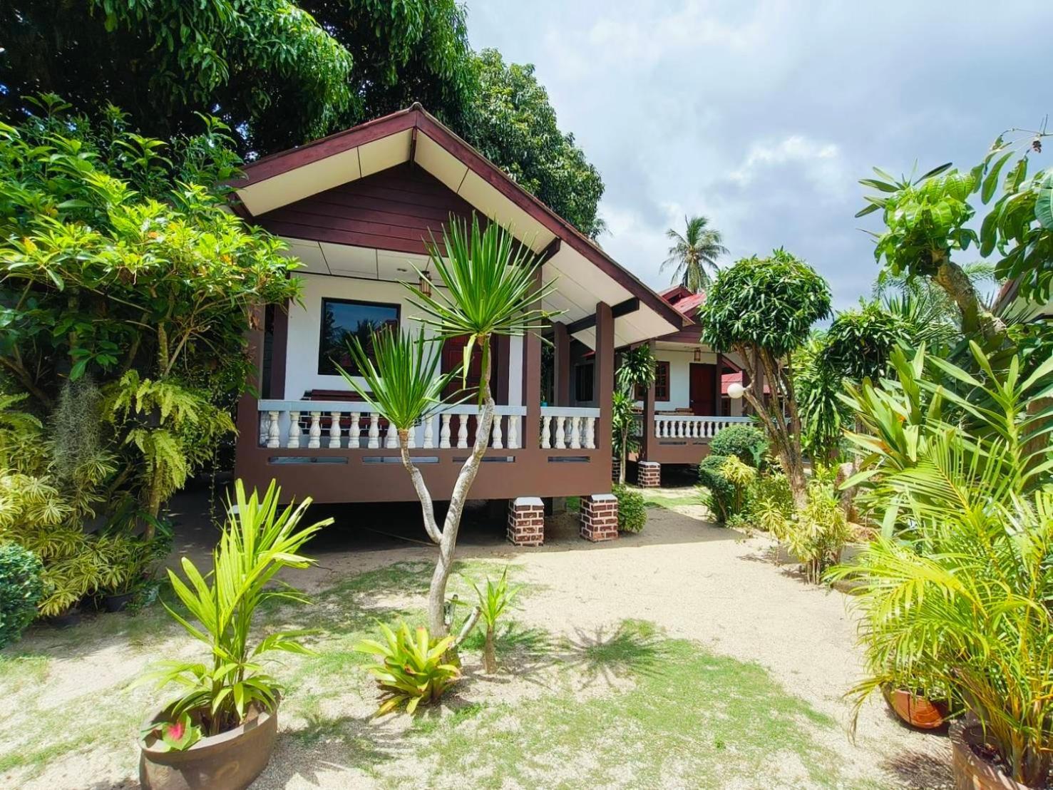 Phangan Lodge Баан Тай Екстериор снимка